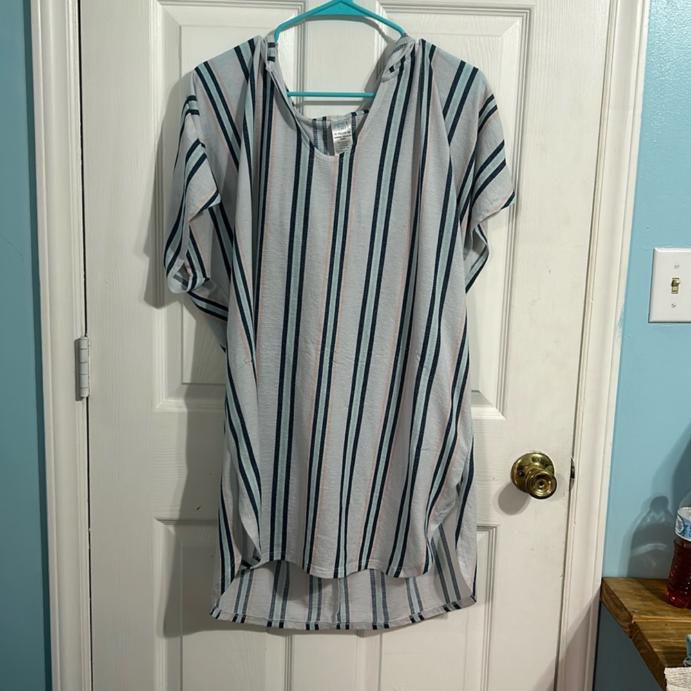 XL women’s swim cover up